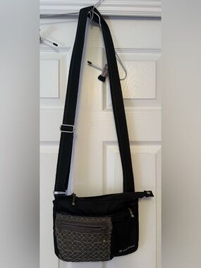 Sherpani Woman’s Crossbody